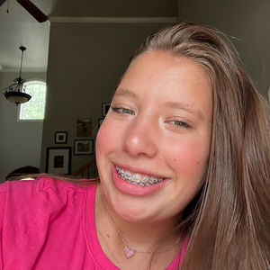 Meet your Posher, Vivian